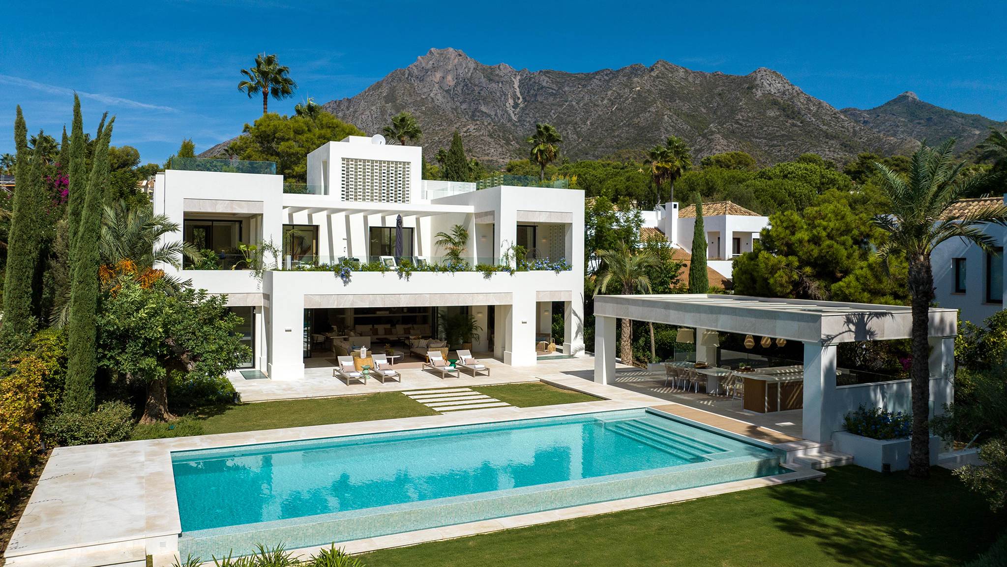 Villa Altos Reales 01
